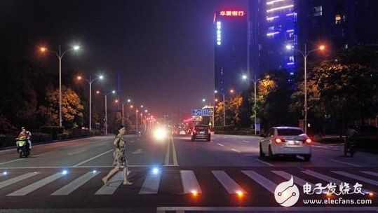 利用紅外熱成像技術(shù)進(jìn)行行人檢測(cè)