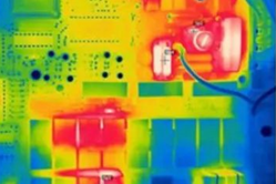 紅外熱像儀鏡頭下的半導(dǎo)體熱像圖
