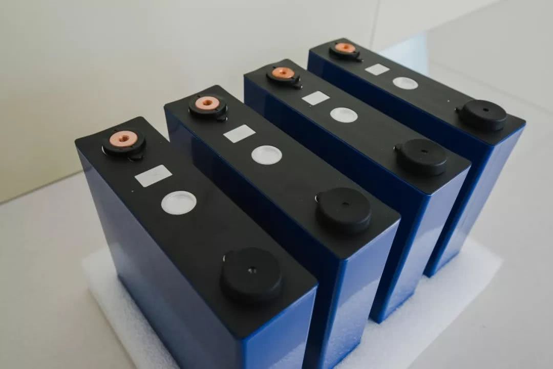 熱像儀檢測鋰電池外觀缺陷