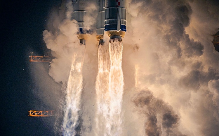 格物優(yōu)信中波制冷熱像儀監(jiān)測火箭發(fā)動機的尾噴口及尾焰狀態(tài)